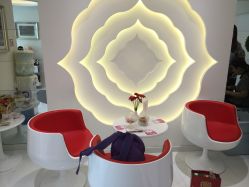 -咪咪比基尼脱毛专业店