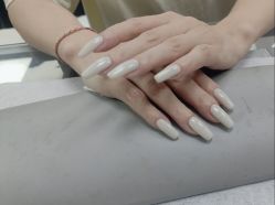 -芊屿芊浔美甲