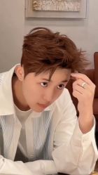 -藤野造型烫染·漂发