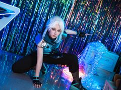 -米游妙妙屋cosplay换装自拍摄影体验馆