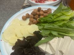 -撒拉人家.酸菜牦牛肉火锅