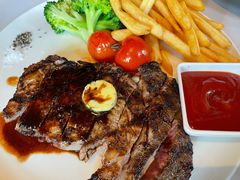 -WOLFGANG PUCK KITCHEN & BAR(迪士尼小镇店)