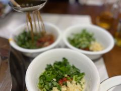 -乡土特色.冷锅鱼.牦牛肉汤锅