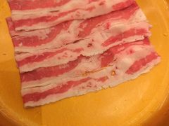 -牛YO寿喜烧·铁板烧和牛火锅自助(市府恒隆店)