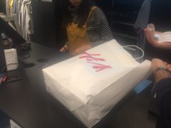 -H&M(天一广场店)