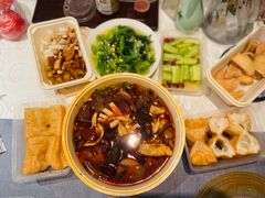-姚姚酸菜鱼·金戈戈香港豉油鸡(喜荟城联名店)