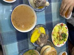 缸子肉的汤-園丁烤肉缸子肉