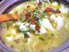 -周鱼小馆石锅酸菜鱼(活力汇店)