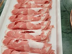 手工切制大刀肉-楼外楼肥羊木炭火锅居(乐群街店)