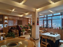 -四姑娘山阿巴郎·藏式花园餐厅