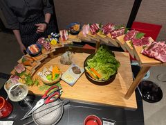 -山川小町·极番烧肉(新地假日广场店)