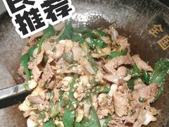 -费大厨辣椒炒肉(高铁吾悦广场店)