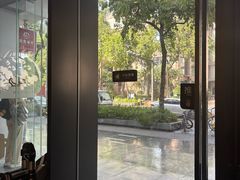 -Dogi&kiki Coffee(中心商务大厦店)