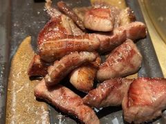 -铭牛烧肉·和牛海鲜自助(高新月牙湖店)