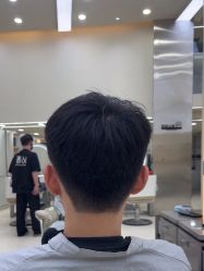 点击看大图 -十六番发型师事务所