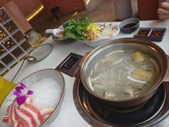 -喃喃椰·糟粕醋椰子鸡火锅(七堡花园店)