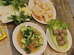 -东记炭炉·海鲜鸡煲(龙华店)