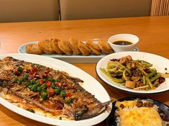 -莲餐厅·湖北菜·潜江小龙虾店(愚园路店)