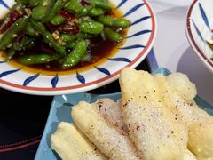-黄记煌三汁焖锅(新佳丽江汉路店)