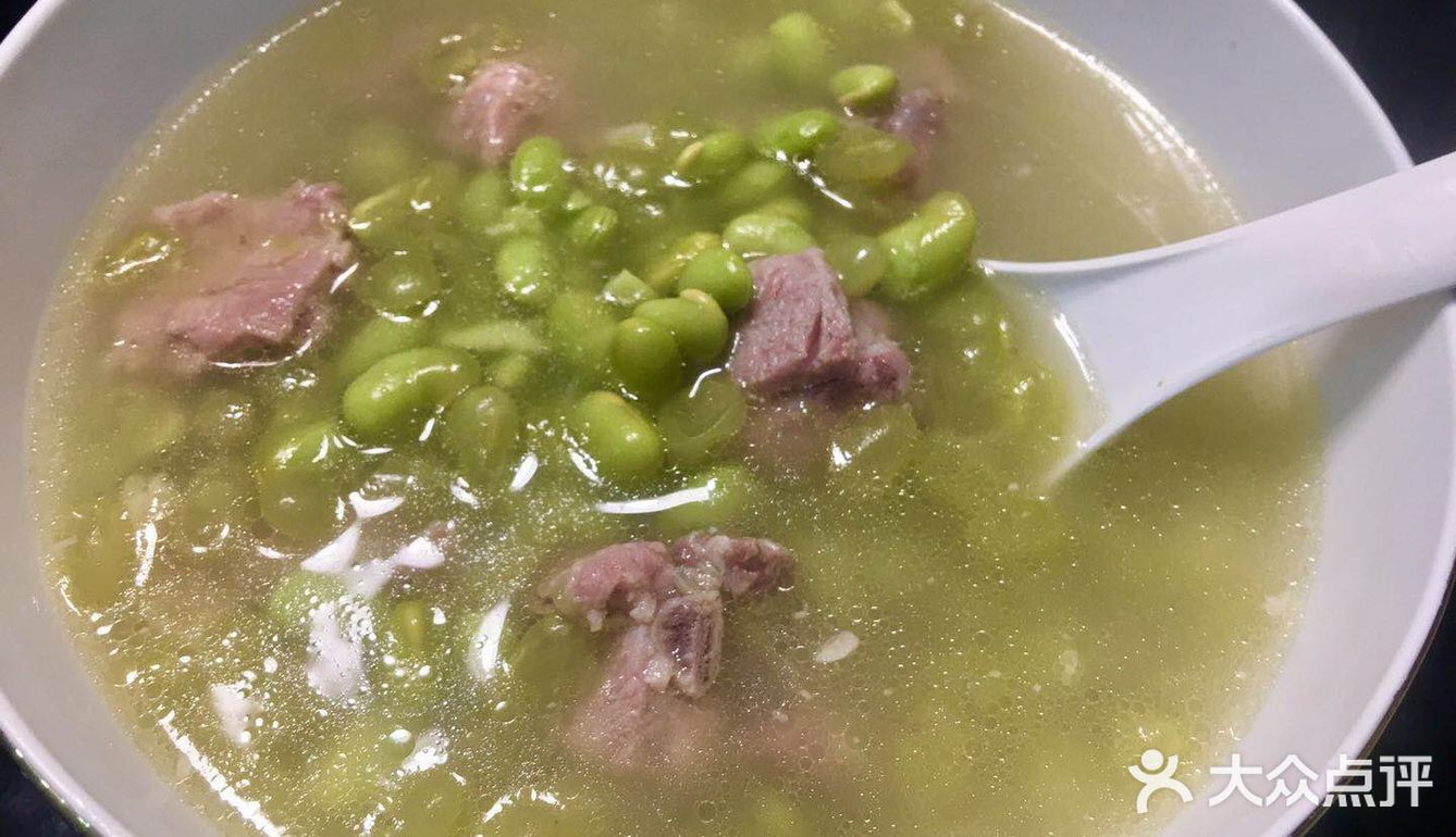 时鲜青豆是个宝，润燥消水的青豆炖排骨了解一下？