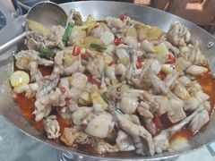 -昱龙大盆牛蛙馆(三兴街总店)