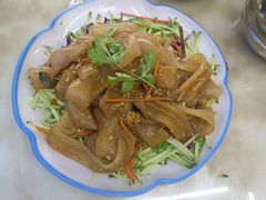 -一口猪海鲜浑锅·东北家常菜