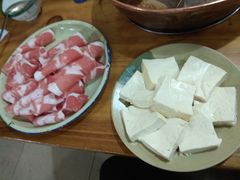 -东镇老火锅(长春路首店)