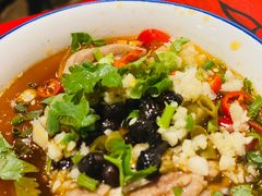 脑花送-李双猪·小龙虾·烧烤·羊肉煲(乐山店)