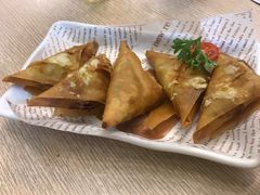 黄金咖喱角-佰搭果·广式茶餐厅(西华路店)
