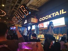 -HIB HUB公社(解放西路店)