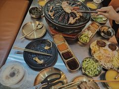 -胡悦里韩式烤肉(芝罘万达广场店)