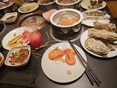 -钱小奴海鲜自助黑金店(杭州滨江龙湖店)