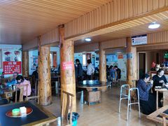 -八美镇邛崃土地坡饭店