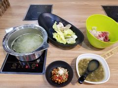 -巴适得板川味小火锅(百盛步行街广场店)