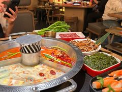 -晓宇重庆火锅(西安荟聚店)