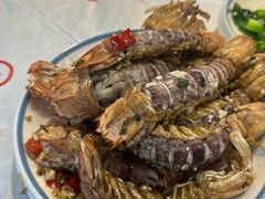 -三妹小龙虾·黄油蟹(华侨城总店)