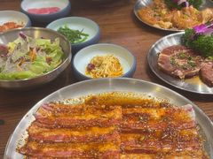 -明洞阿姨·韩式酱蟹烤肉·创意料理(三元桥店)