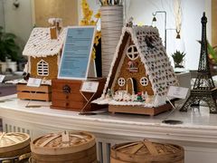 -深圳富苑皇冠假日套房酒店