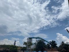 -七彩云南欢乐世界