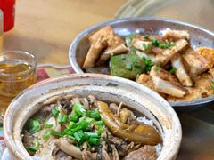黄鳝牛肉煲仔饭-关氏饮食店
