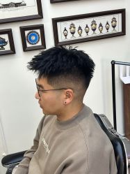 -理昂男士理发店 Barber shop