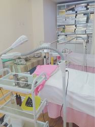 -成都苗方清颜专业祛痘