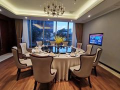 -无锡鼎尚皇冠酒店