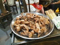 -肖肖酸萝卜鱼火锅(总店)