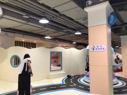 -Qmiss家庭娱乐中心(恒隆广场店)