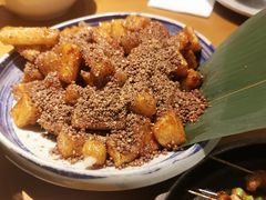 -包整·丝娃娃(一览甲秀楼风景店)