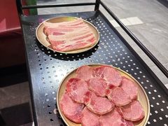 猪五花肉-釜山火炉·海鲜烤肉(紫藤路店)