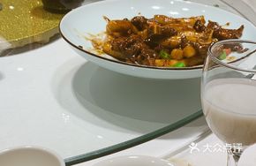 Iron Plate Beef Short Ribs with Rice Cake
