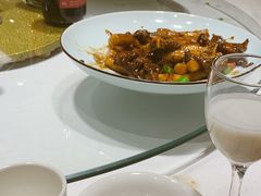 铁板年糕牛仔骨-良记小馆