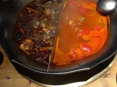 台式麻辣锅-湊湊火锅·茶憩(杭州湖滨银泰in77店)